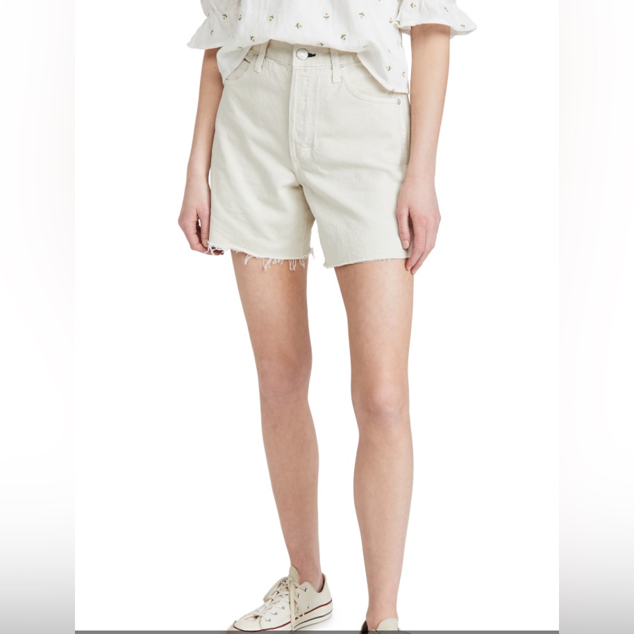 Amo Midi Shorts In Vintage White Size 31